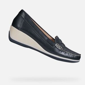 Geox Women's Navy and Cream shoes